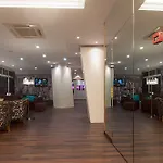 Luna Ξενοδοχείο 4*
