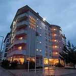 Luna 4* Φάτιμα